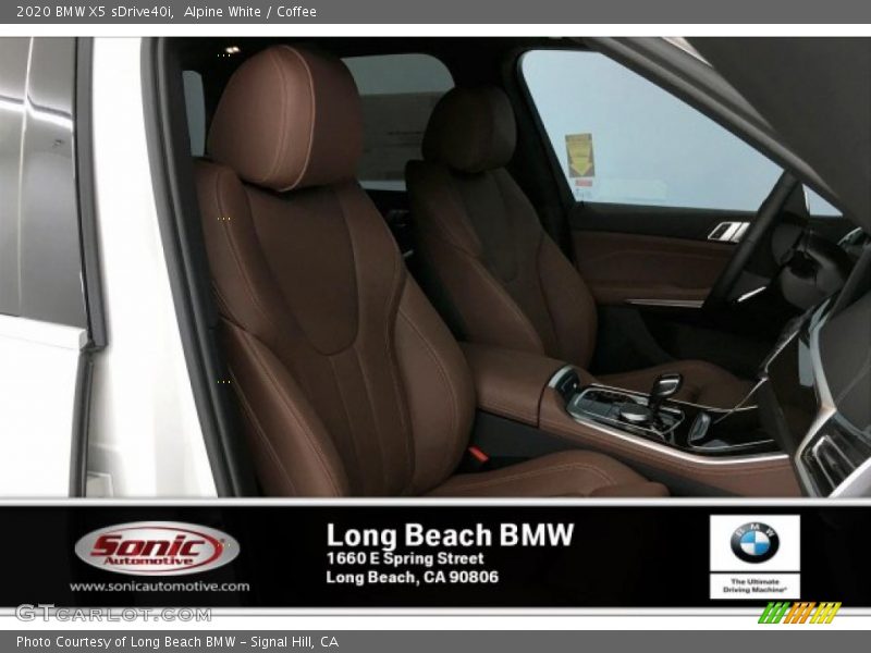 Alpine White / Coffee 2020 BMW X5 sDrive40i