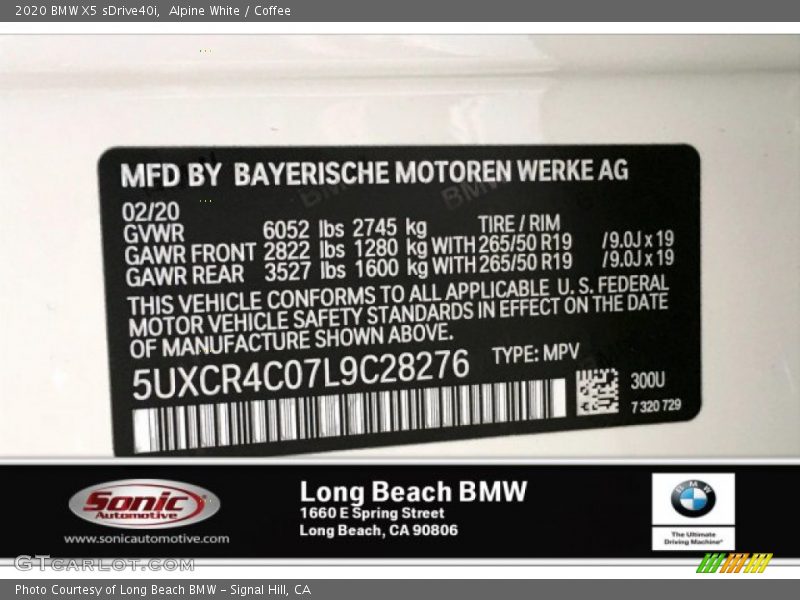 Alpine White / Coffee 2020 BMW X5 sDrive40i