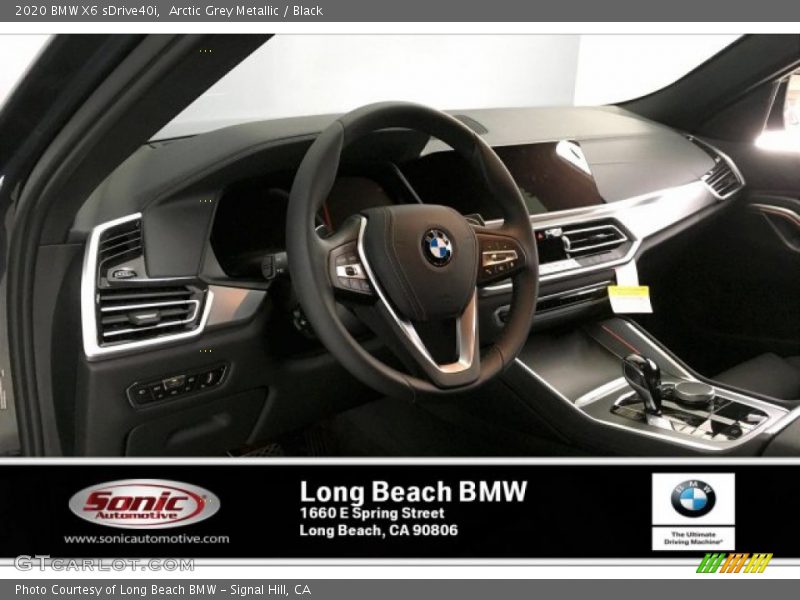 Arctic Grey Metallic / Black 2020 BMW X6 sDrive40i