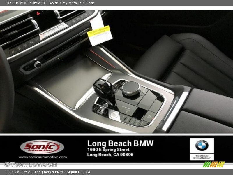 Arctic Grey Metallic / Black 2020 BMW X6 sDrive40i