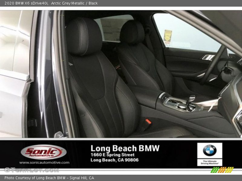 Arctic Grey Metallic / Black 2020 BMW X6 sDrive40i