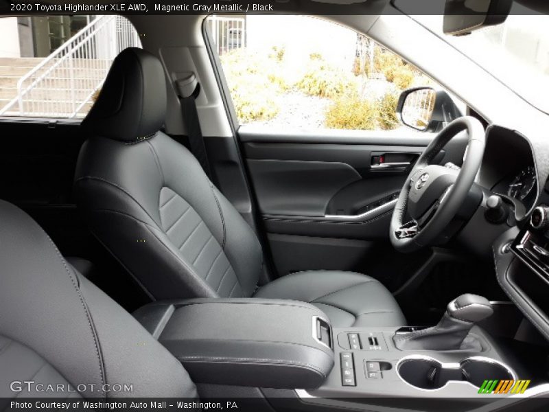 Magnetic Gray Metallic / Black 2020 Toyota Highlander XLE AWD