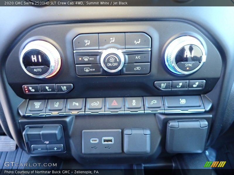 Summit White / Jet Black 2020 GMC Sierra 2500HD SLT Crew Cab 4WD