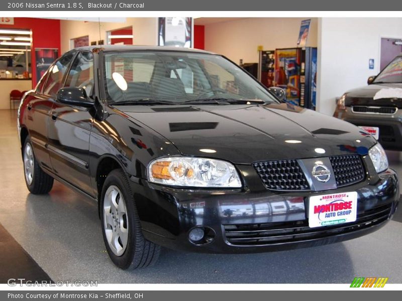 Blackout / Charcoal 2006 Nissan Sentra 1.8 S