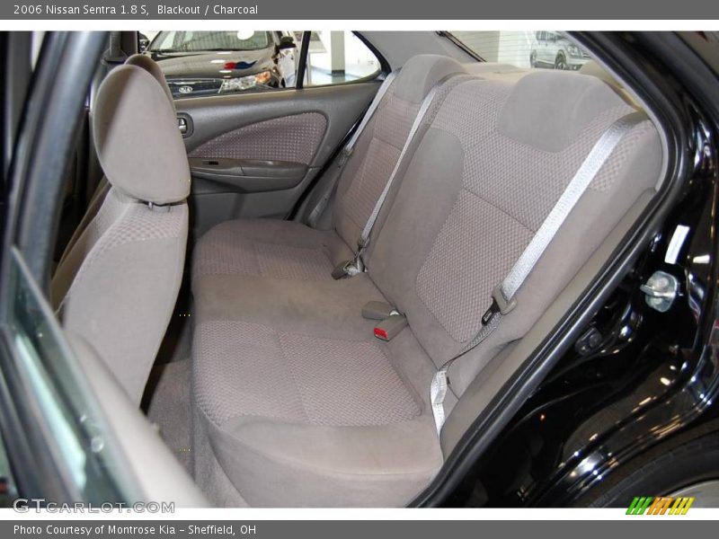 Blackout / Charcoal 2006 Nissan Sentra 1.8 S