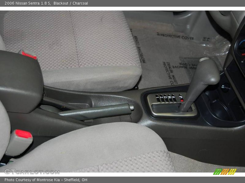 Blackout / Charcoal 2006 Nissan Sentra 1.8 S