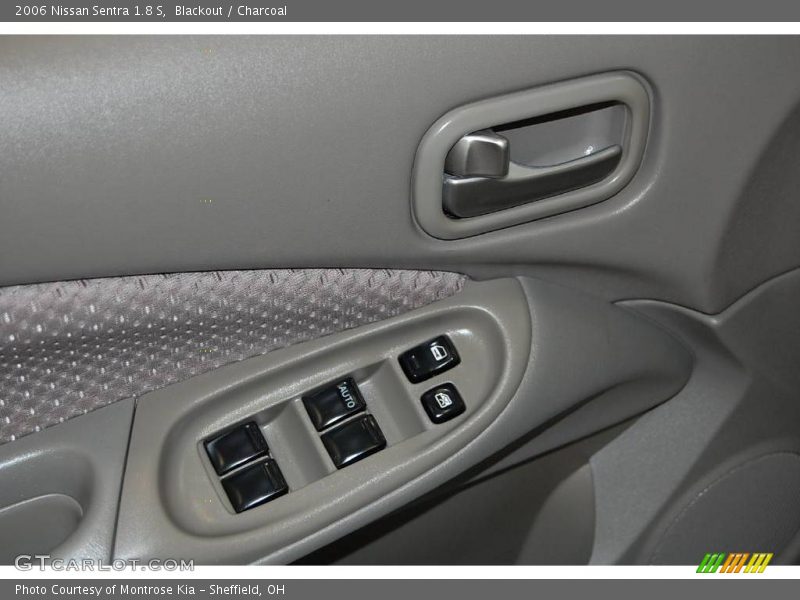 Blackout / Charcoal 2006 Nissan Sentra 1.8 S