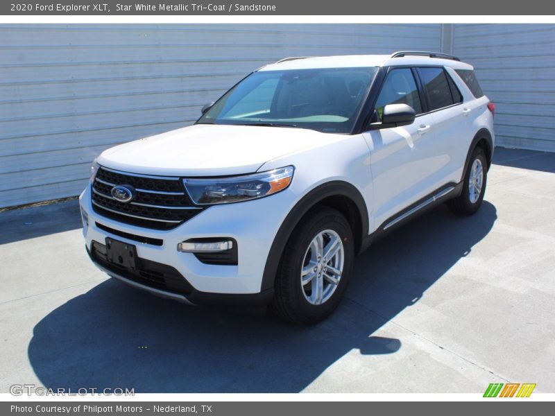 Star White Metallic Tri-Coat / Sandstone 2020 Ford Explorer XLT