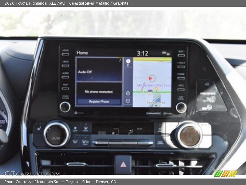 Celestial Silver Metallic / Graphite 2020 Toyota Highlander XLE AWD