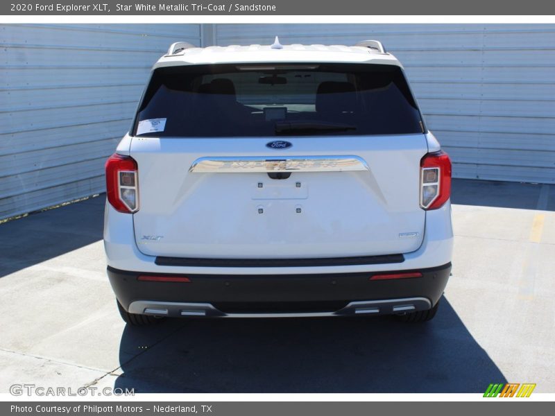 Star White Metallic Tri-Coat / Sandstone 2020 Ford Explorer XLT