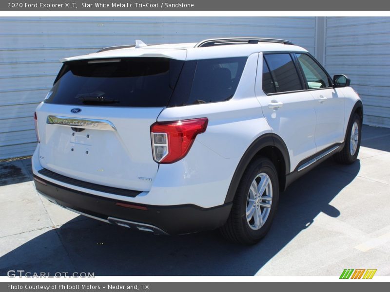 Star White Metallic Tri-Coat / Sandstone 2020 Ford Explorer XLT