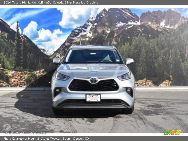 Celestial Silver Metallic / Graphite 2020 Toyota Highlander XLE AWD