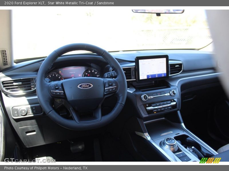 Star White Metallic Tri-Coat / Sandstone 2020 Ford Explorer XLT