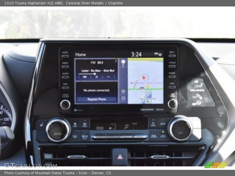 Celestial Silver Metallic / Graphite 2020 Toyota Highlander XLE AWD