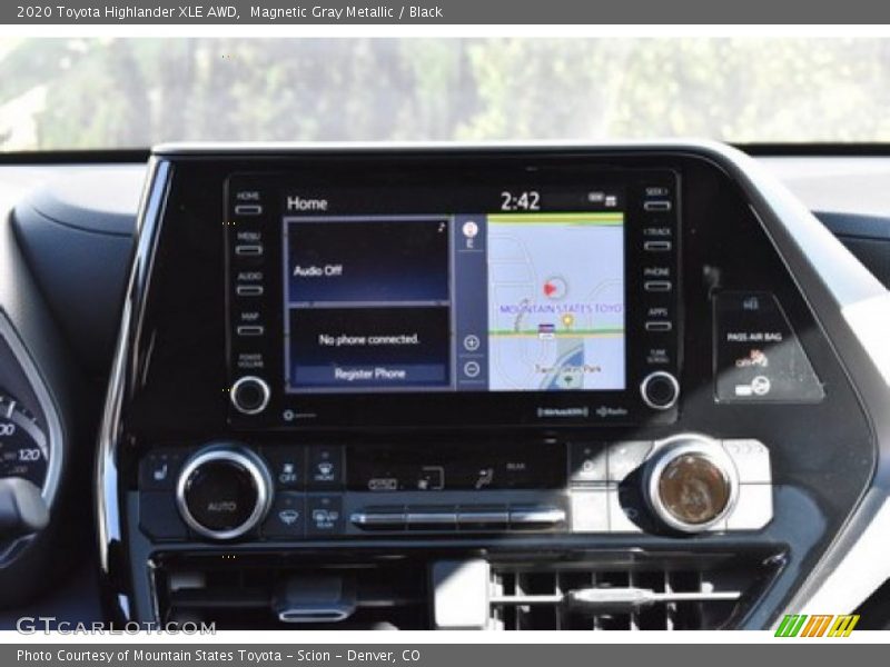 Magnetic Gray Metallic / Black 2020 Toyota Highlander XLE AWD