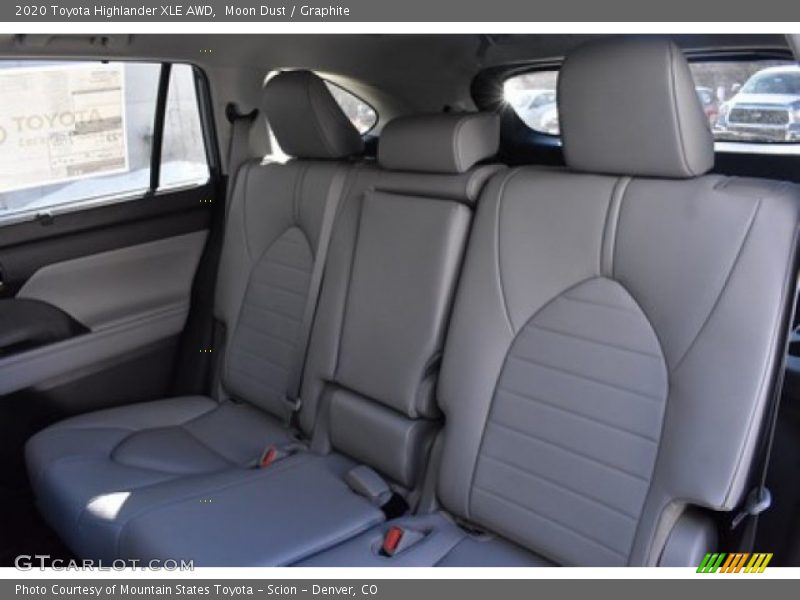 Moon Dust / Graphite 2020 Toyota Highlander XLE AWD