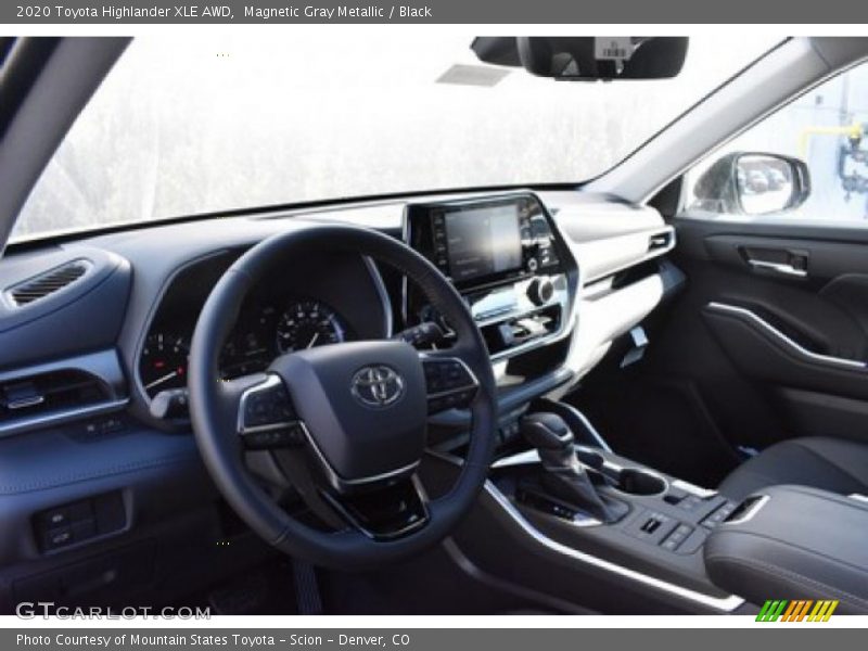 Magnetic Gray Metallic / Black 2020 Toyota Highlander XLE AWD