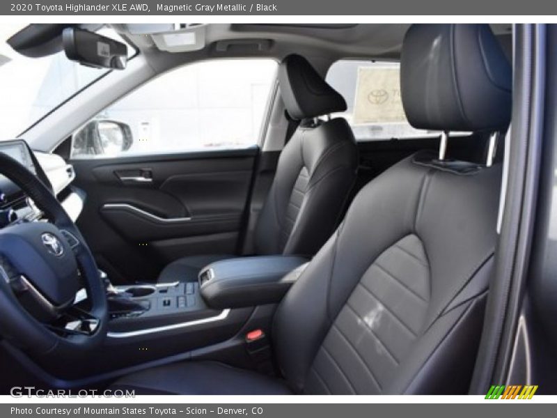 Magnetic Gray Metallic / Black 2020 Toyota Highlander XLE AWD