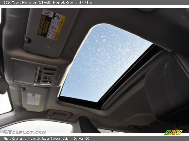 Magnetic Gray Metallic / Black 2020 Toyota Highlander XLE AWD