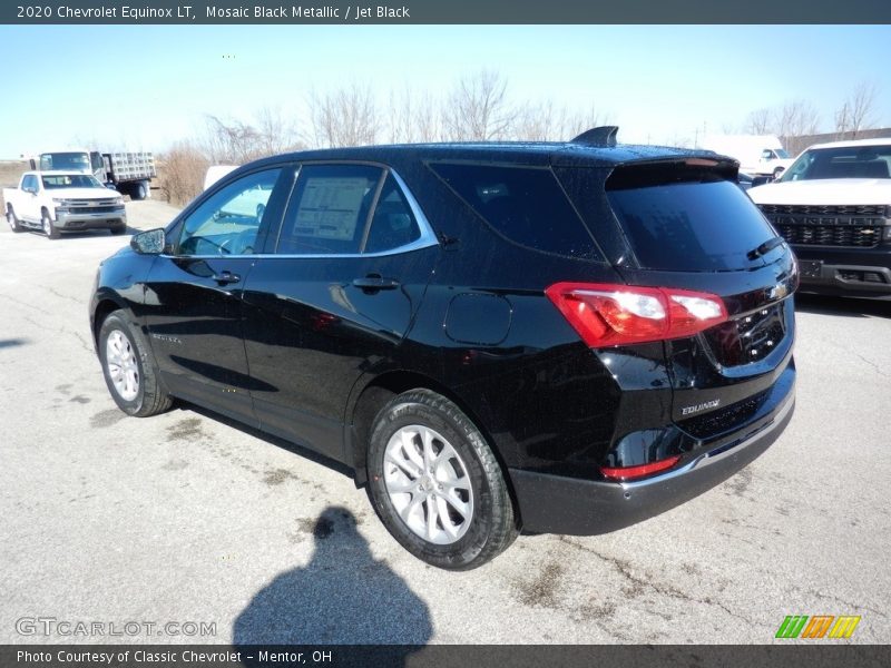 Mosaic Black Metallic / Jet Black 2020 Chevrolet Equinox LT