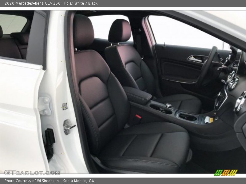 Polar White / Black 2020 Mercedes-Benz GLA 250