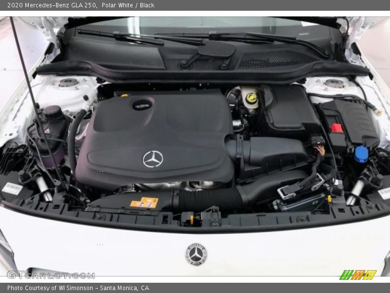 Polar White / Black 2020 Mercedes-Benz GLA 250