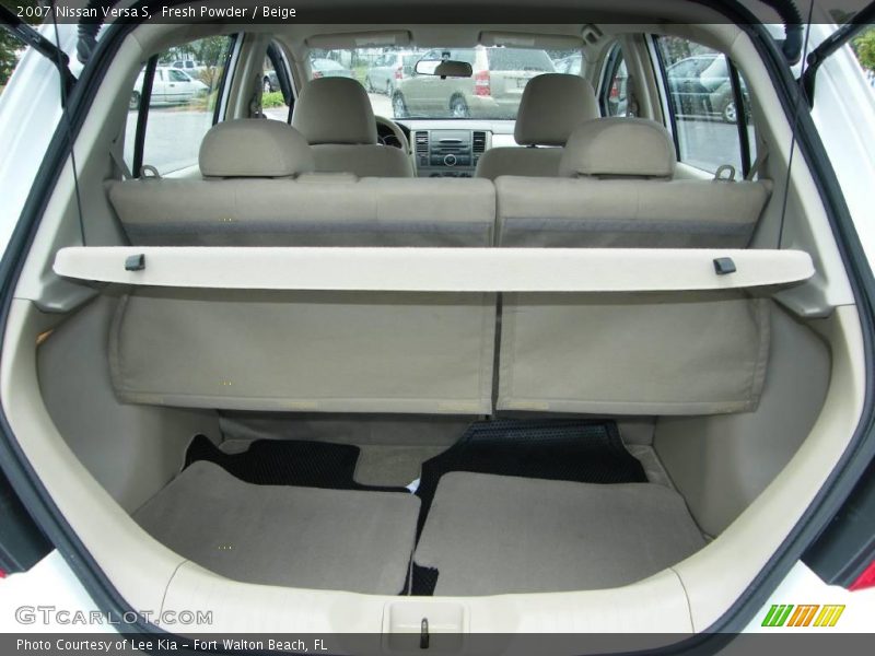 Fresh Powder / Beige 2007 Nissan Versa S