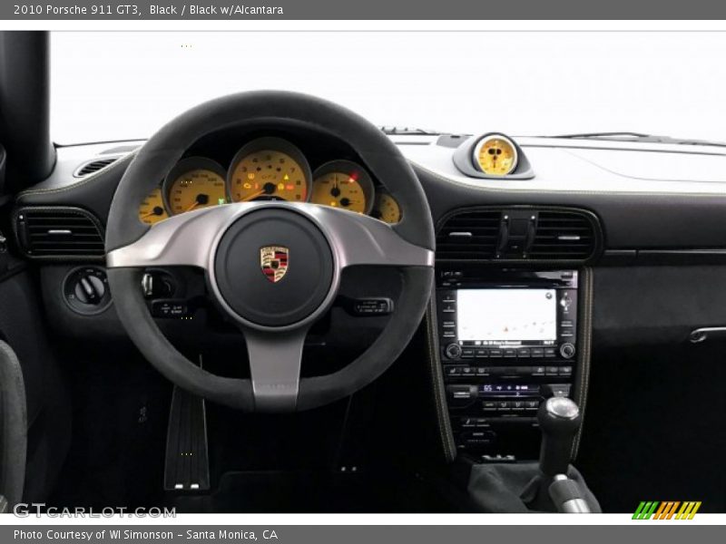 Dashboard of 2010 911 GT3