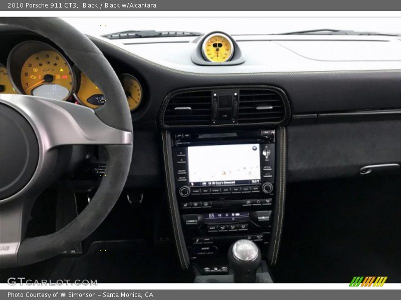 Controls of 2010 911 GT3