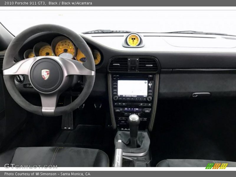 Dashboard of 2010 911 GT3