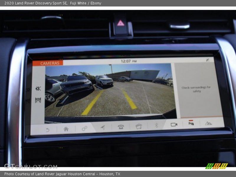 Fuji White / Ebony 2020 Land Rover Discovery Sport SE