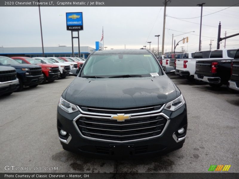 Graphite Metallic / Jet Black 2020 Chevrolet Traverse LT