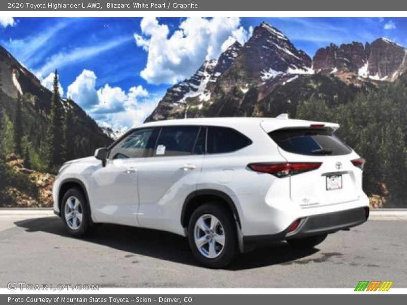 Blizzard White Pearl / Graphite 2020 Toyota Highlander L AWD