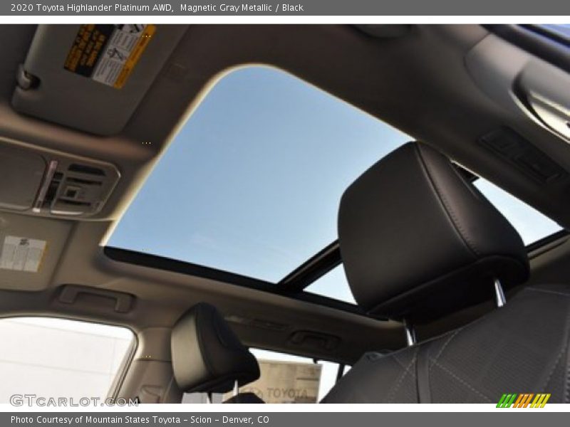 Magnetic Gray Metallic / Black 2020 Toyota Highlander Platinum AWD