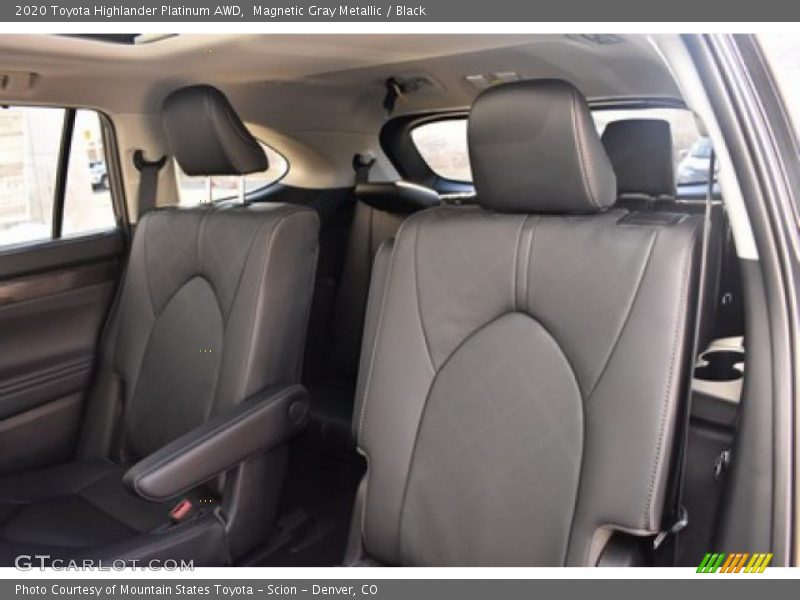Magnetic Gray Metallic / Black 2020 Toyota Highlander Platinum AWD