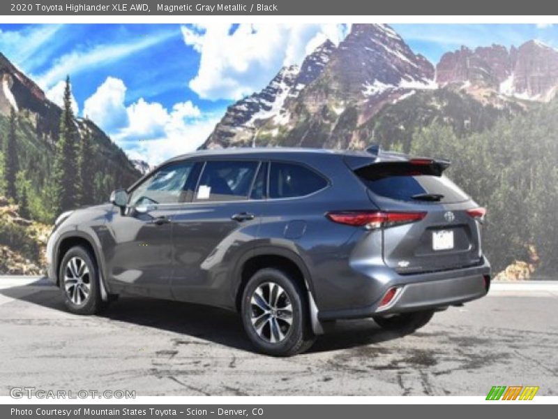 Magnetic Gray Metallic / Black 2020 Toyota Highlander XLE AWD