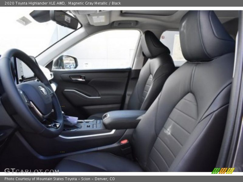 Magnetic Gray Metallic / Black 2020 Toyota Highlander XLE AWD