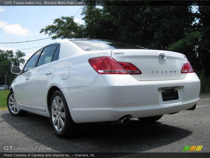 Blizzard White Pearl / Ivory 2005 Toyota Avalon XLS