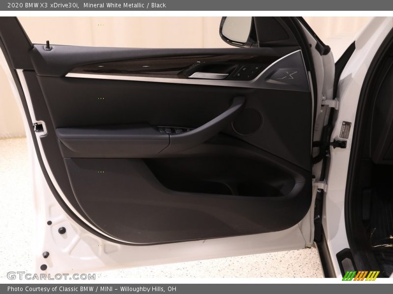 Mineral White Metallic / Black 2020 BMW X3 xDrive30i