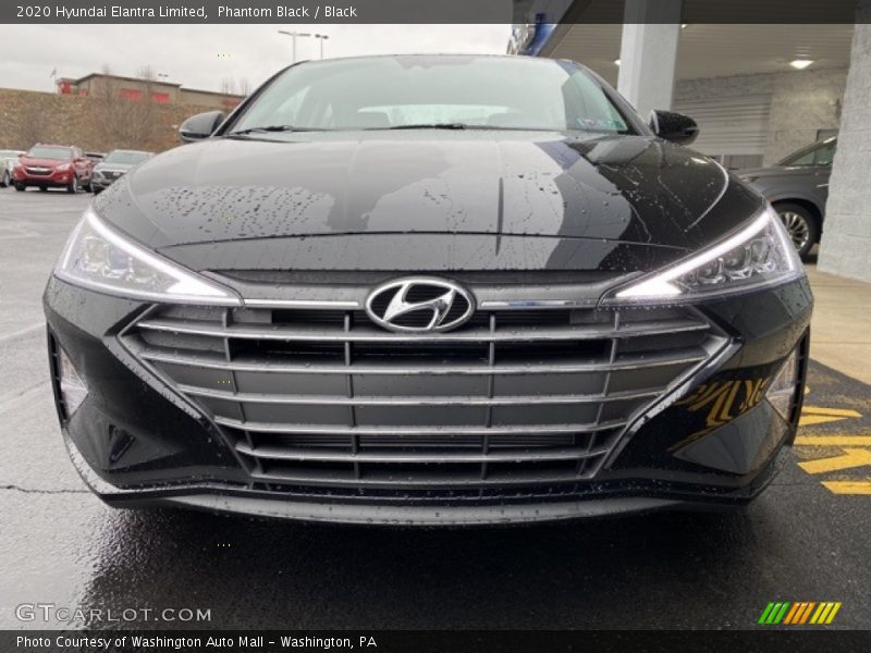 Phantom Black / Black 2020 Hyundai Elantra Limited