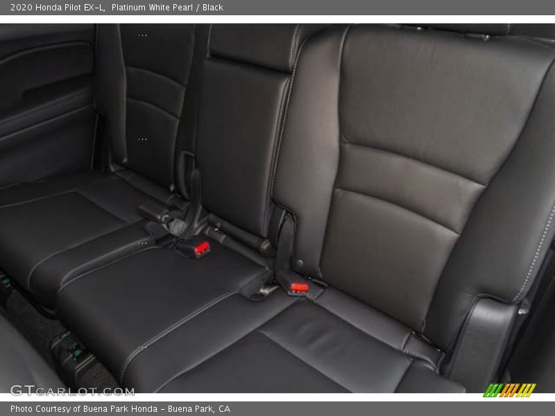 Platinum White Pearl / Black 2020 Honda Pilot EX-L