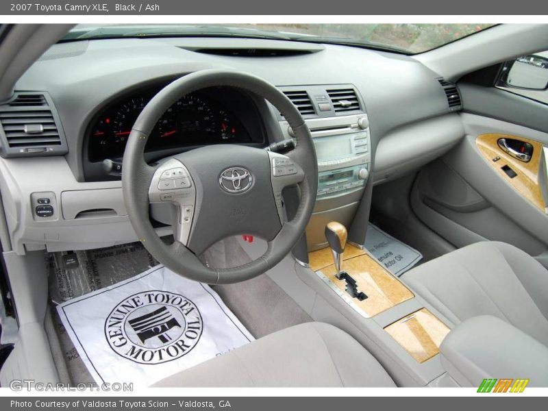 Black / Ash 2007 Toyota Camry XLE