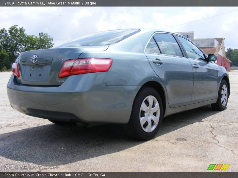 Aloe Green Metallic / Bisque 2009 Toyota Camry LE
