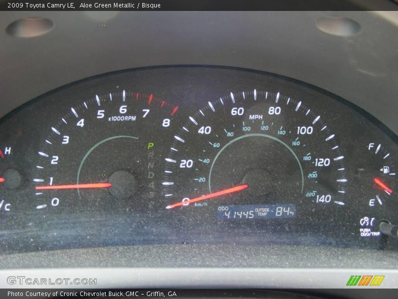 Aloe Green Metallic / Bisque 2009 Toyota Camry LE