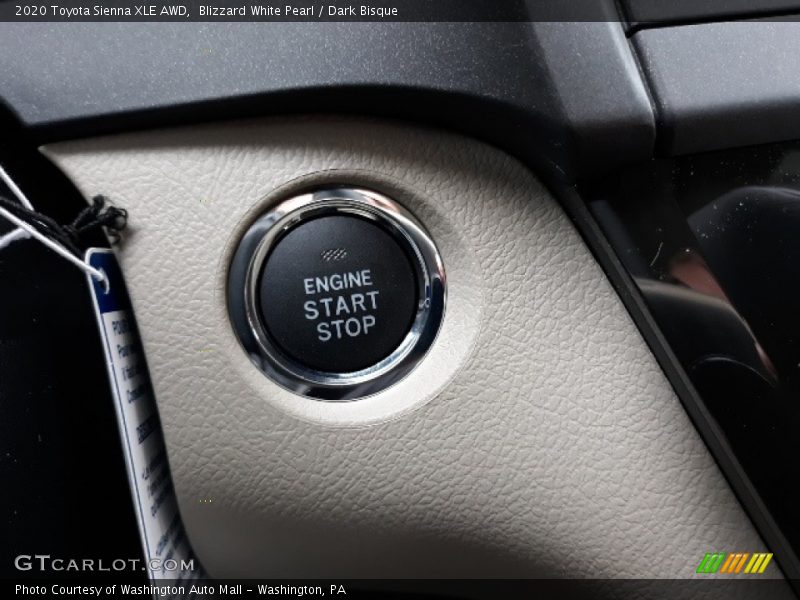 Controls of 2020 Sienna XLE AWD