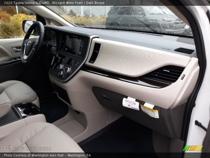 Dashboard of 2020 Sienna XLE AWD