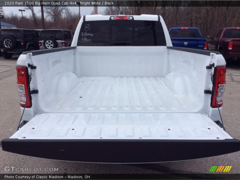 Bright White / Black 2020 Ram 1500 Big Horn Quad Cab 4x4