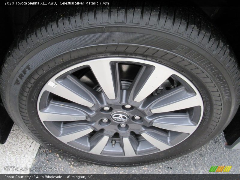 Celestial Silver Metallic / Ash 2020 Toyota Sienna XLE AWD