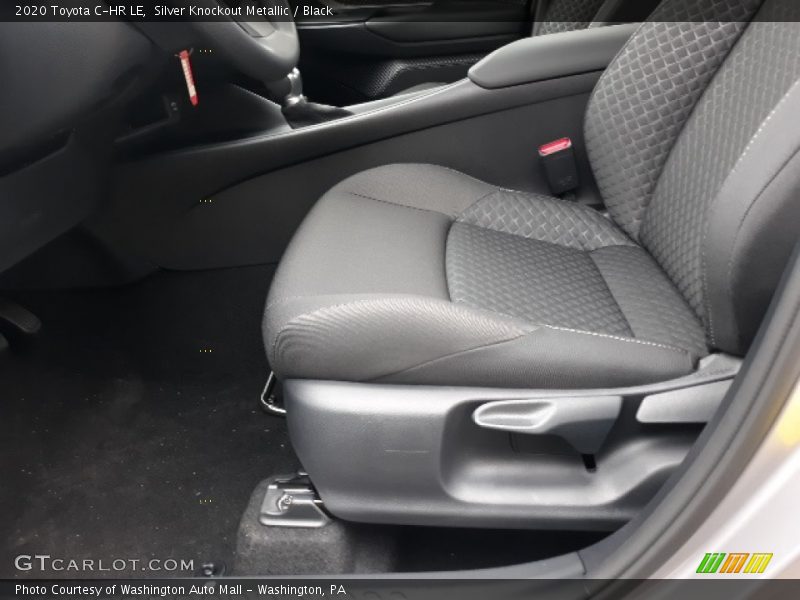 Silver Knockout Metallic / Black 2020 Toyota C-HR LE