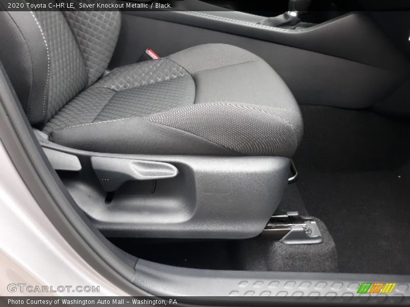 Silver Knockout Metallic / Black 2020 Toyota C-HR LE